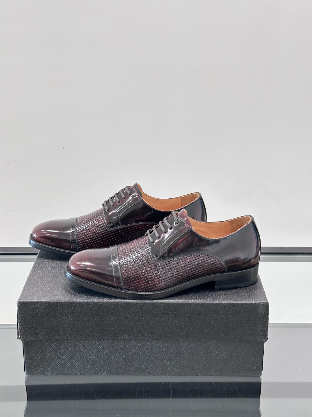 Balmain Men's Leather Dress Shoes: Classic Style & Premium Comfort 4 cmp i1751638256397 125 0 2
