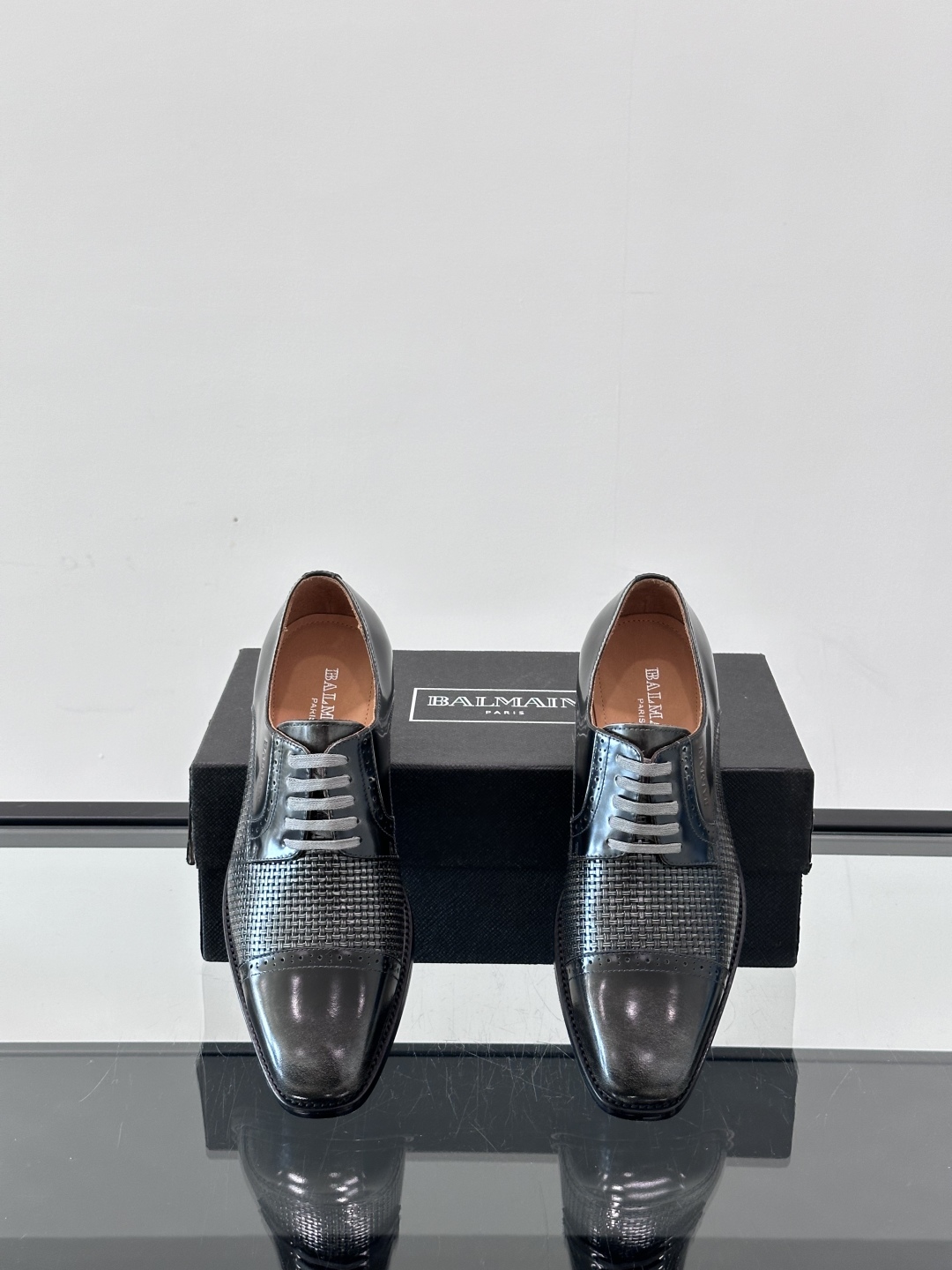 Balmain Leather Dress Shoes for Men - Premium Quality & Comfort 7 cmp i1751638280776 8583 0 5