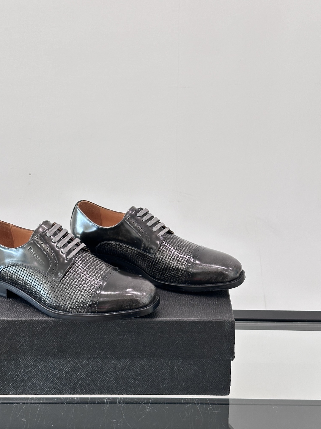 Balmain Leather Dress Shoes for Men - Premium Quality & Comfort 8 cmp i1751638285742 157 0 6