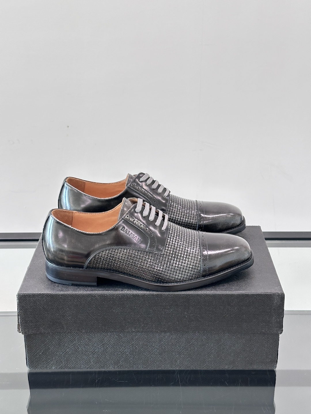 Balmain Leather Dress Shoes for Men - Premium Quality & Comfort 2 cmp i1751638290095 2914 0 0