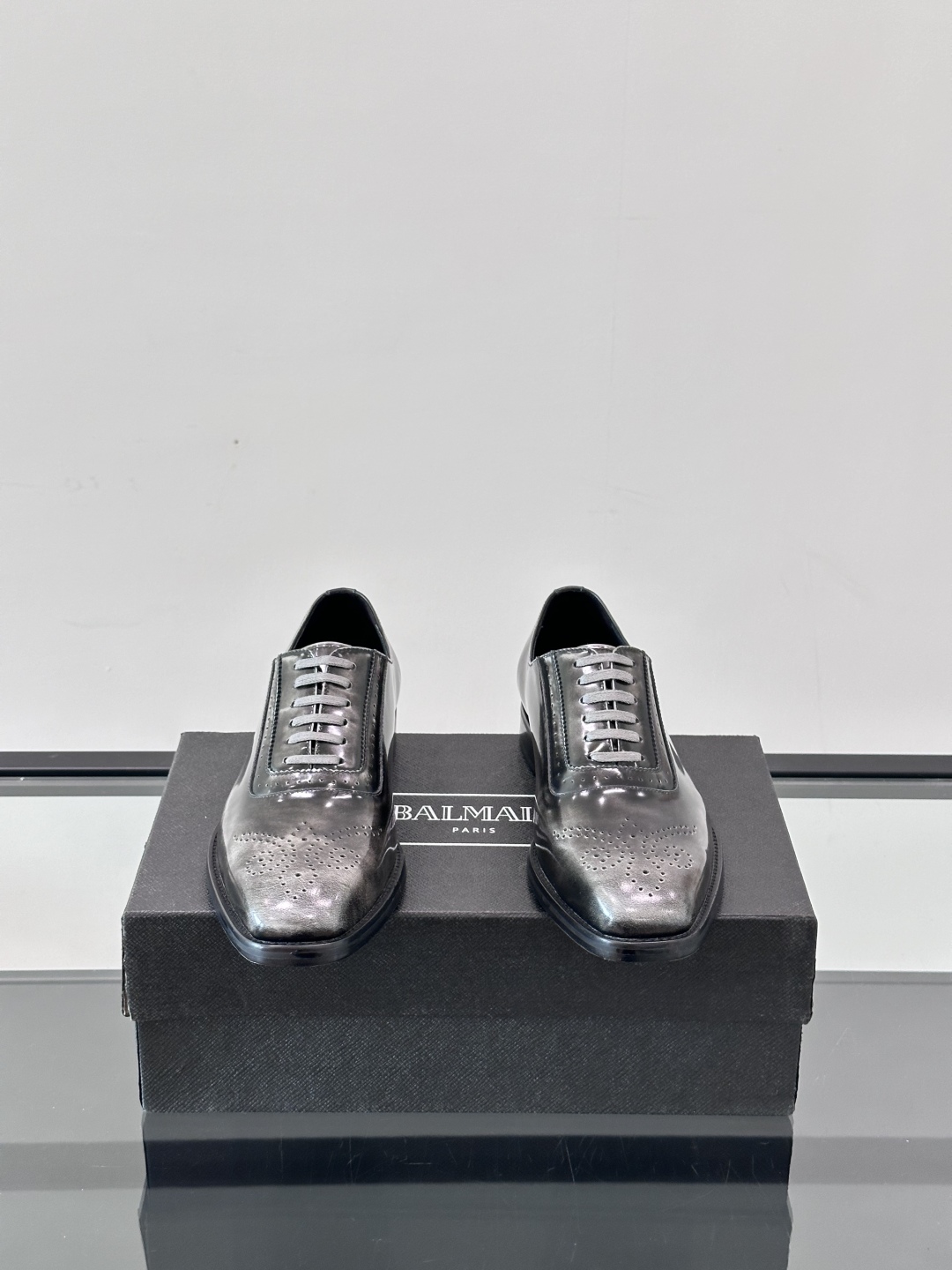 Balmain Leather Dress Shoes for Men - Premium Quality & Comfort 3 cmp i1751638381559 7512 0 1