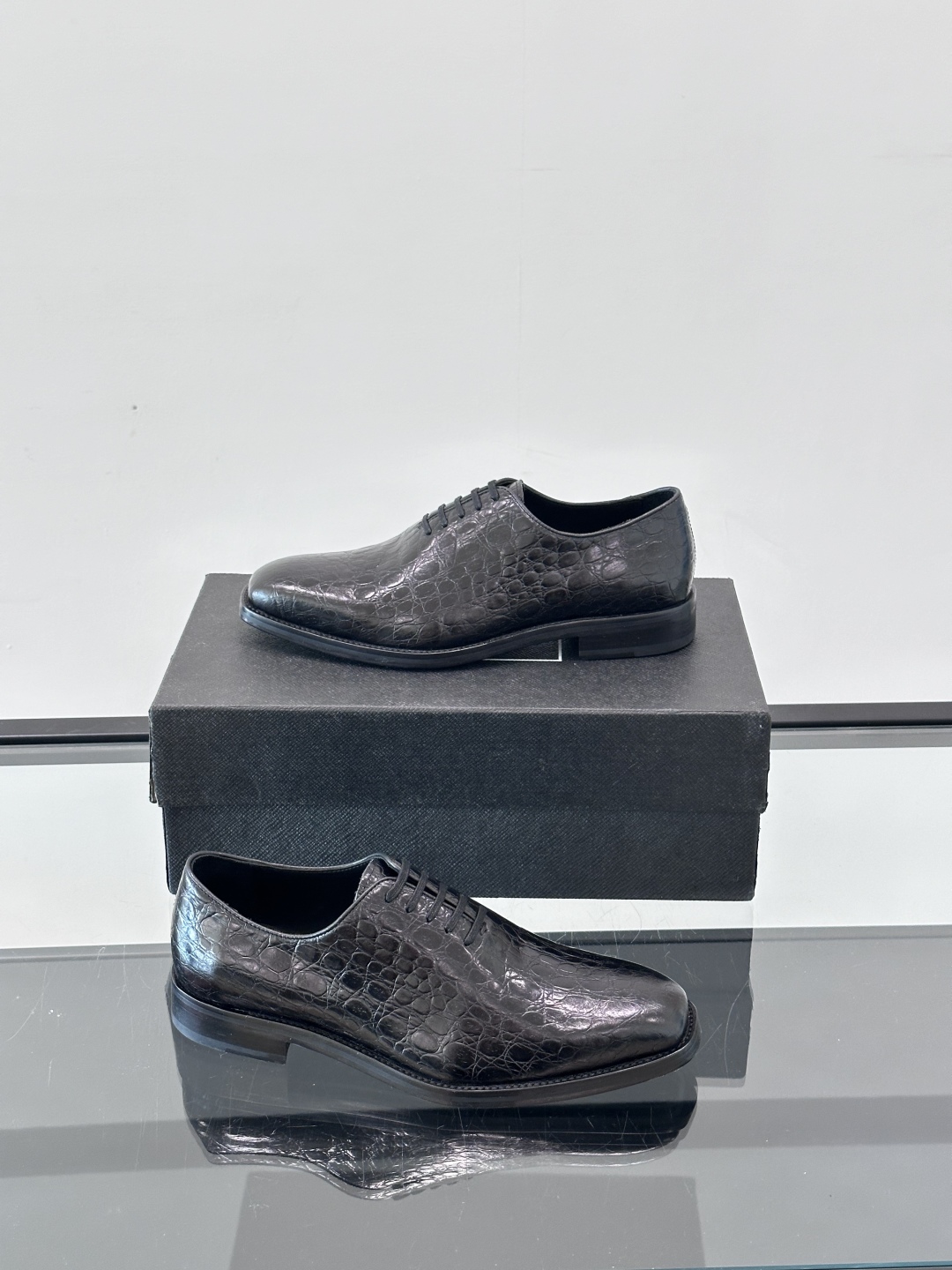 Balmain Leather Dress Shoes for Men - Premium Quality & Comfort 5 cmp i1751697411857 1015 0 3