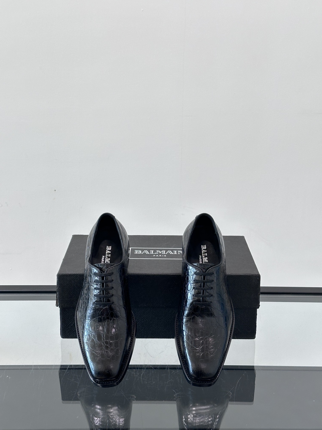 Balmain Leather Dress Shoes for Men - Premium Quality & Comfort 7 cmp i1751697419718 6201 0 5