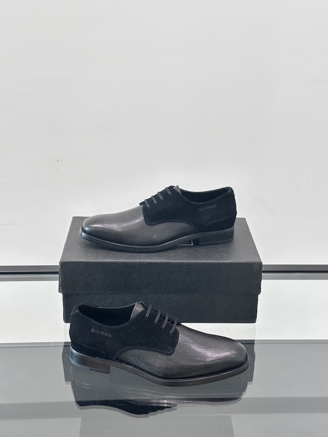 Balmain Men's Leather Dress Shoes - Premium Quality & Comfort 5 cmp i1751699911044 7573 0 3