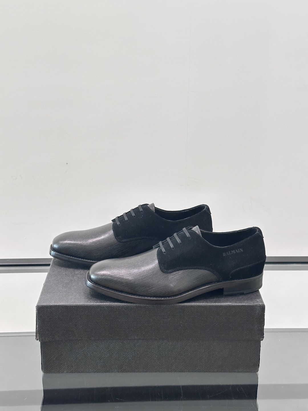 Balmain Men's Leather Dress Shoes - Premium Quality & Comfort 4 cmp i1751699911133 7811 0 2