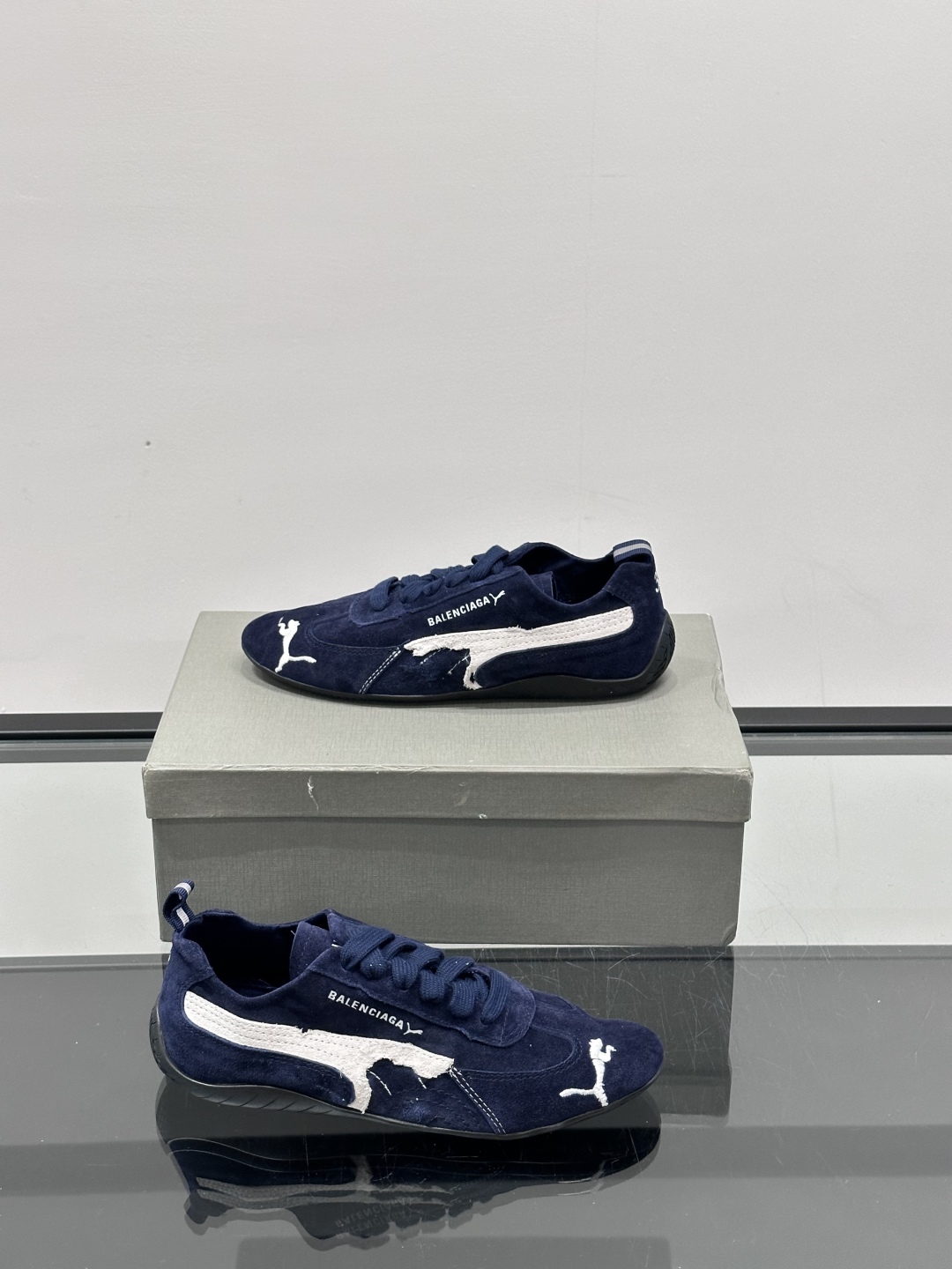 巴黎世家×Puma情侣款👫联名鞋 | 色彩玩出新高度‼️巴黎世家和Puma的2025早秋联名鞋太yyds