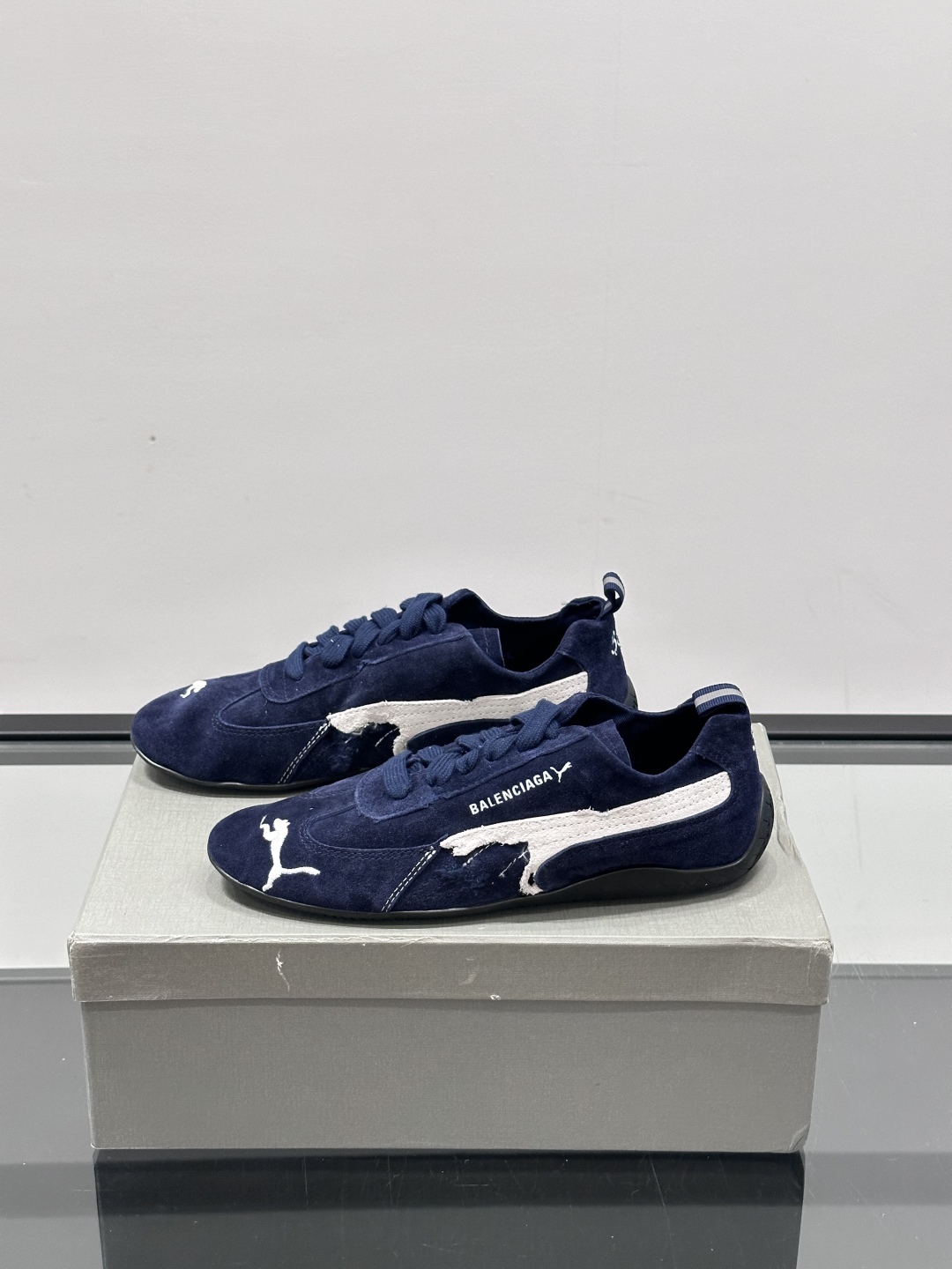 巴黎世家×Puma情侣款👫联名鞋 | 色彩玩出新高度‼️巴黎世家和Puma的2025早秋联名鞋太yyds