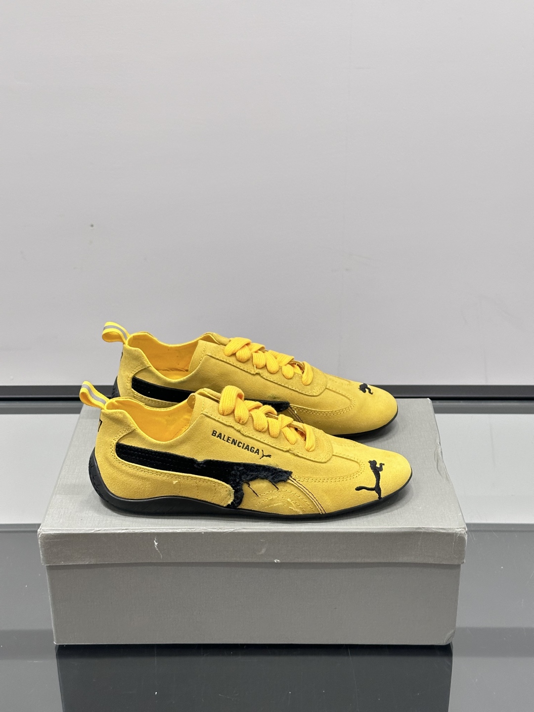 巴黎世家×Puma情侣款👫联名鞋 | 色彩玩出新高度‼️巴黎世家和Puma的2025早秋联名鞋太yyds