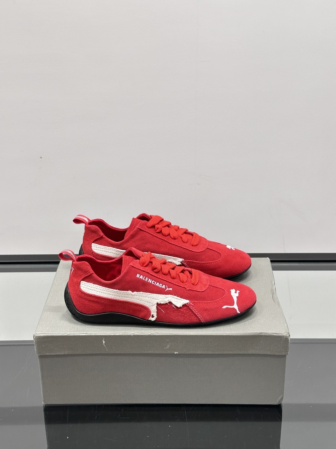 巴黎世家×Puma情侣款👫联名鞋 | 色彩玩出新高度‼️巴黎世家和Puma的2025早秋联名鞋太yyds