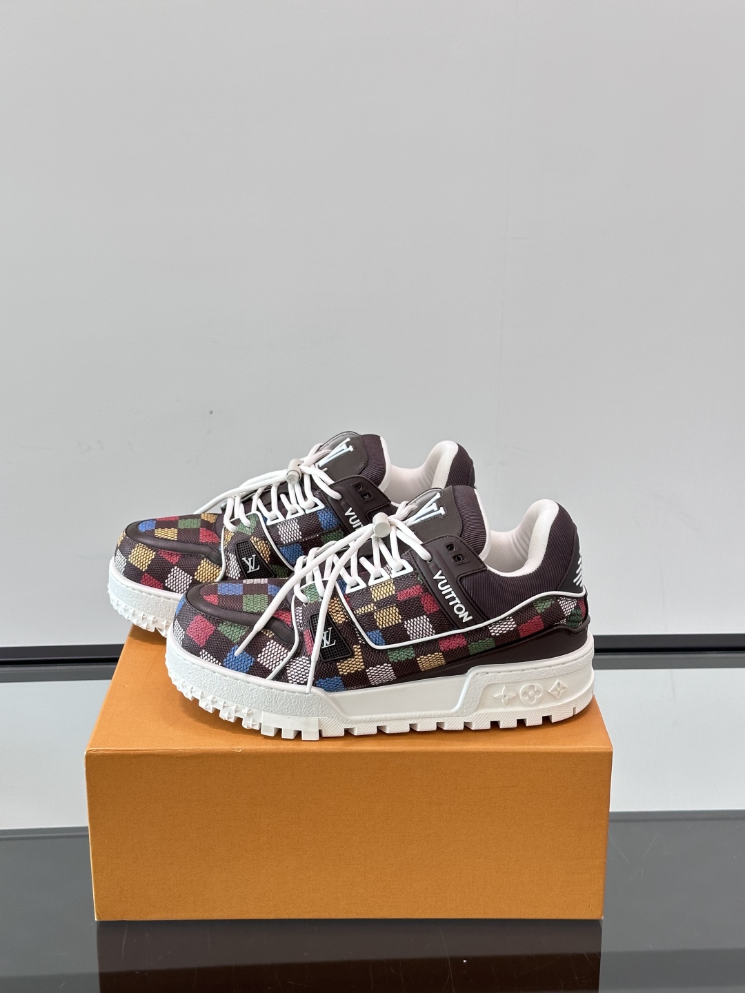 ◾️▫️L Trainer Maxi小胖丁休闲运动鞋，2025早春新配色，将经典 Lv Trainer 