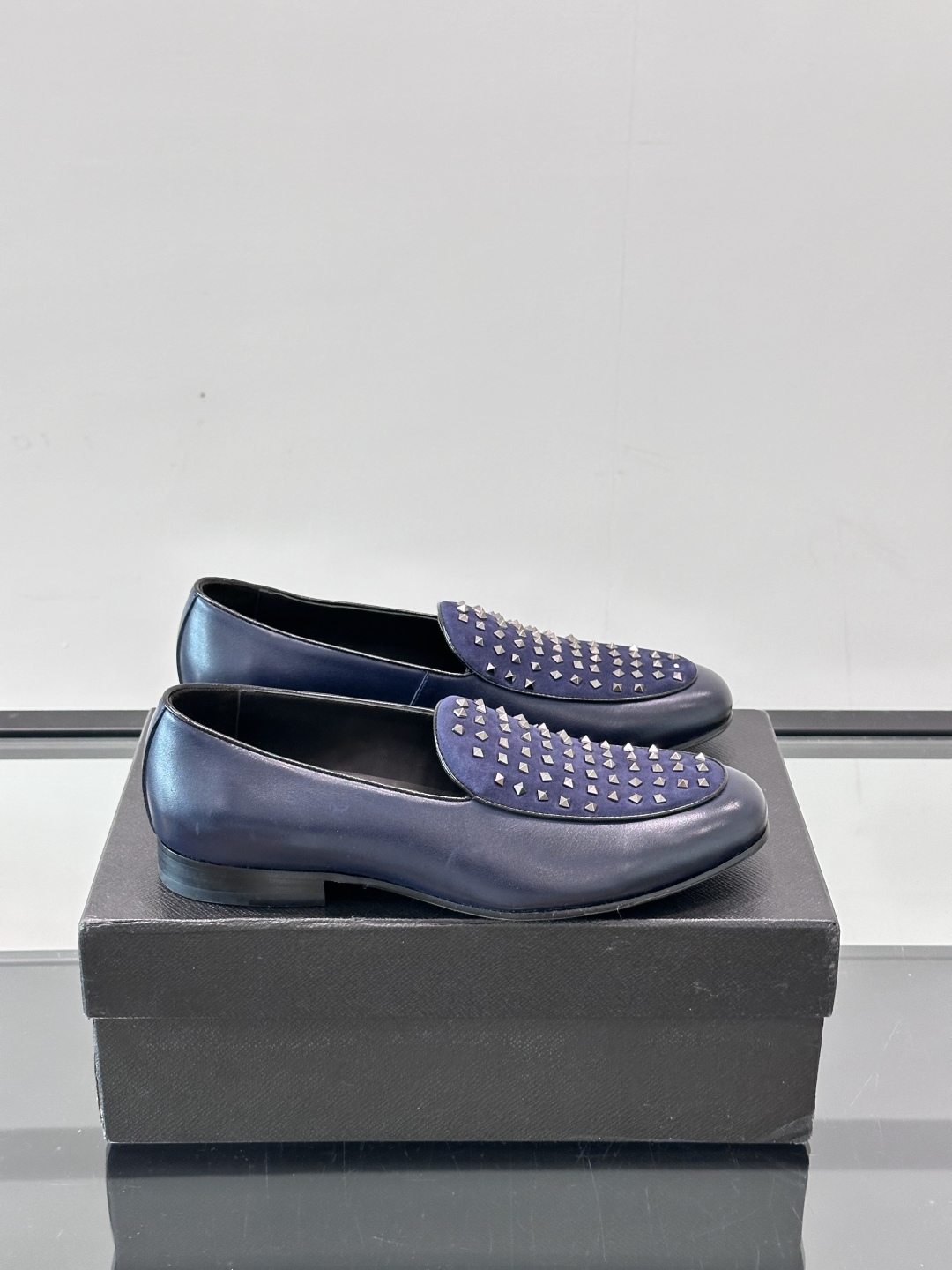 GIUSEPPE ZANOTTI男士皮鞋👞。每一双都在闪闪发光✨✨意大利品牌gz 鞋，高端真皮大底经典男