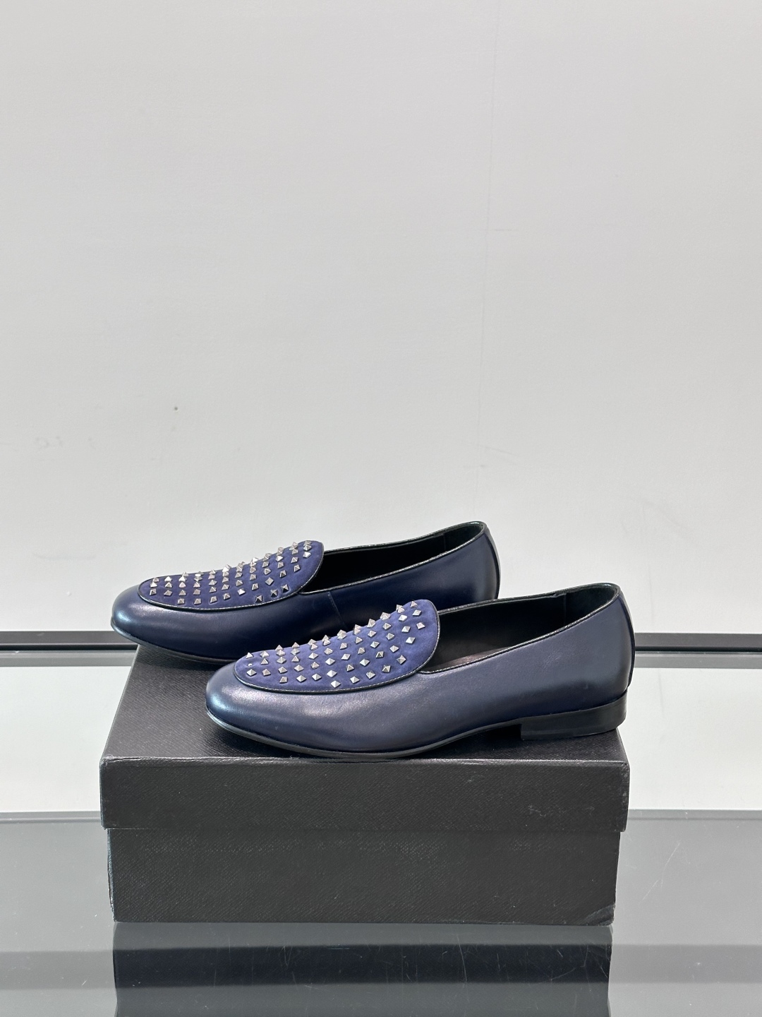GIUSEPPE ZANOTTI男士皮鞋👞。每一双都在闪闪发光✨✨意大利品牌gz 鞋，高端真皮大底经典男