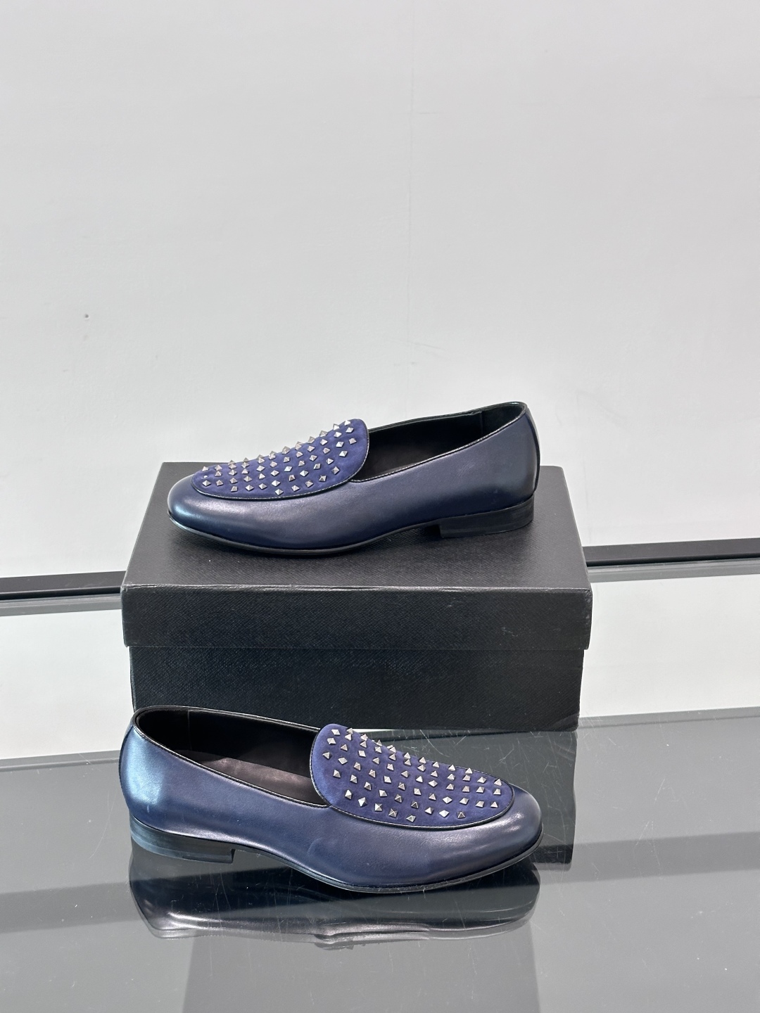 GIUSEPPE ZANOTTI男士皮鞋👞。每一双都在闪闪发光✨✨意大利品牌gz 鞋，高端真皮大底经典男
