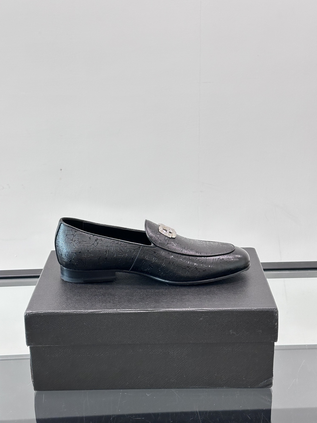 GIUSEPPE ZANOTTI男士皮鞋👞。每一双都在闪闪发光✨✨意大利品牌gz 鞋，高端真皮大底经典男
