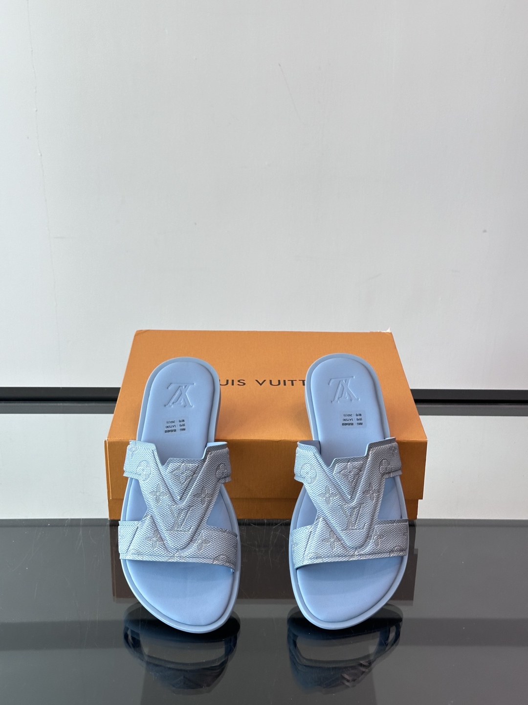 Louis Vuitton ss25 new arrival LV驴牌春夏系列新款平底沙滩拖鞋🥿简约精致