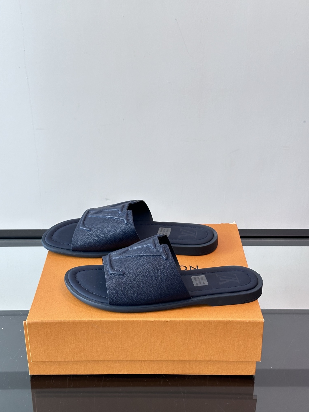 Louis Vuitton ss25 new arrival LV驴牌春夏系列新款平底沙滩拖鞋🥿简约精致