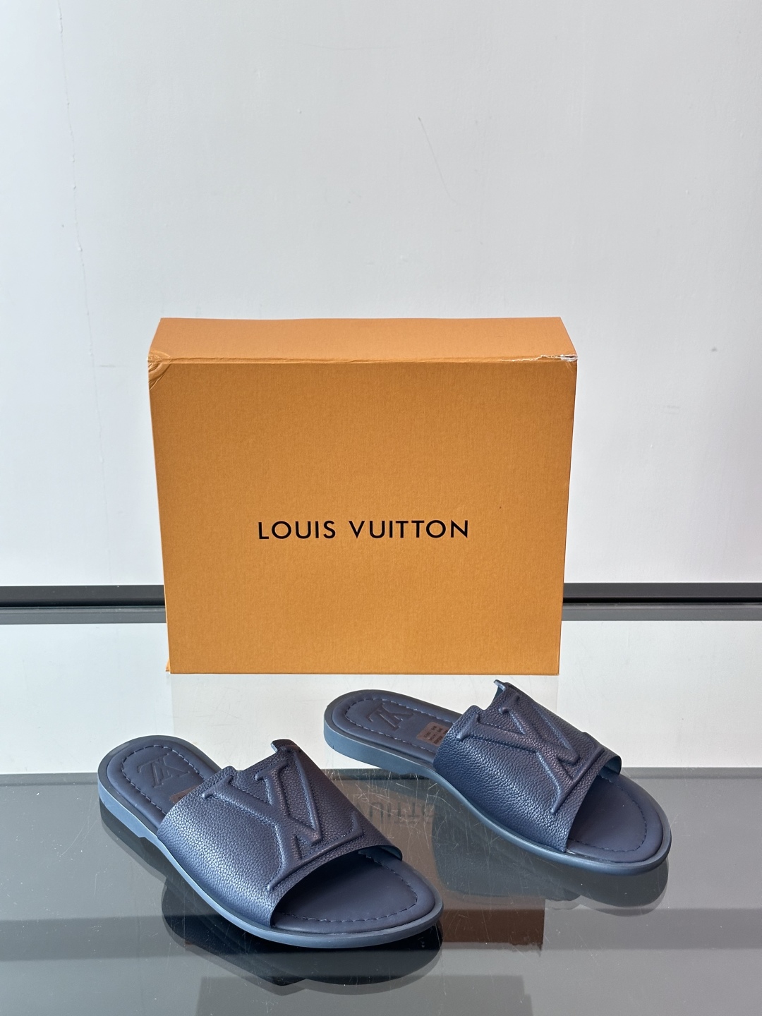 Louis Vuitton ss25 new arrival LV驴牌春夏系列新款平底沙滩拖鞋🥿简约精致
