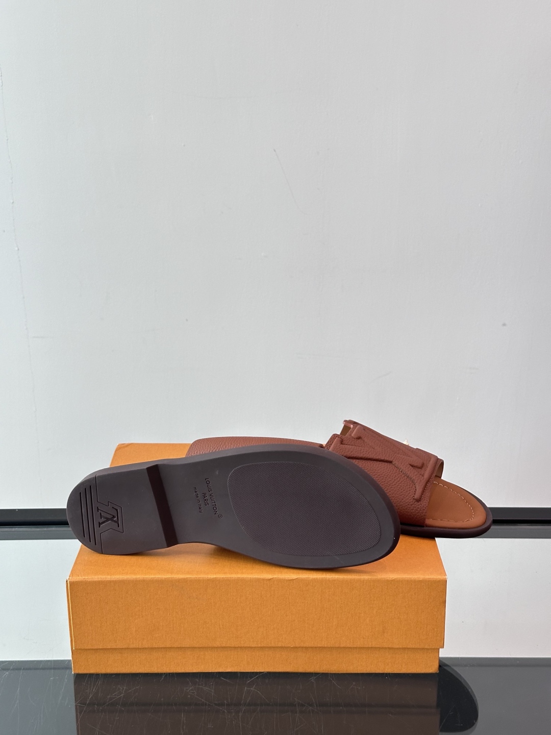 Louis Vuitton ss25 new arrival LV驴牌春夏系列新款平底沙滩拖鞋🥿简约精致