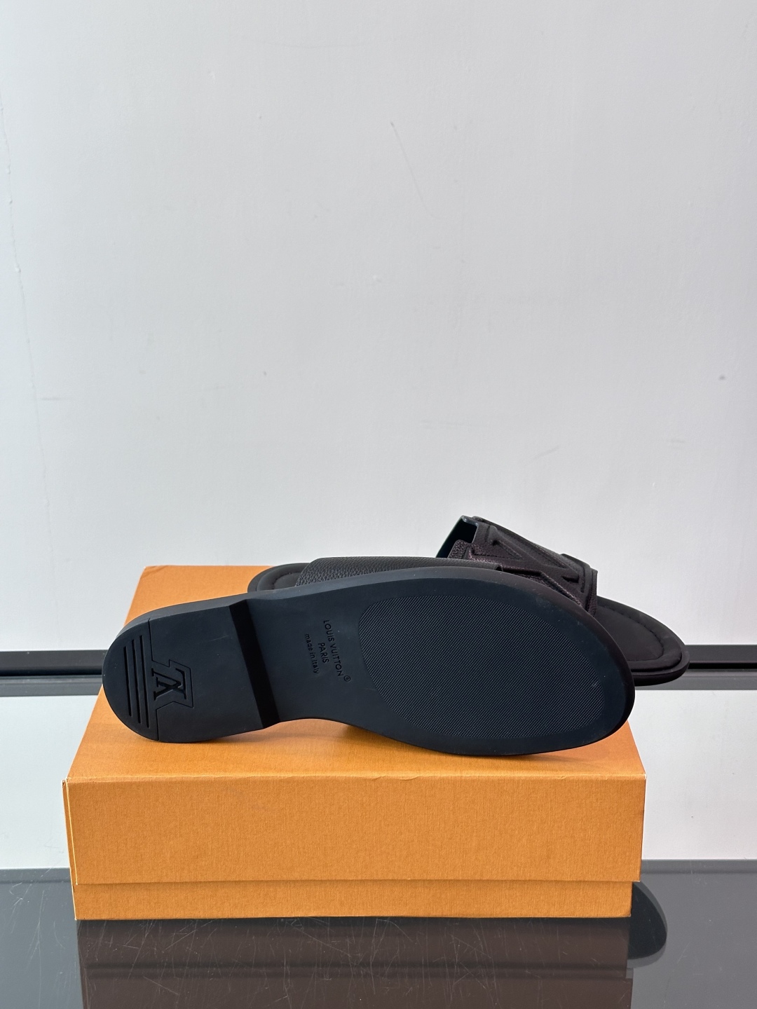 Louis Vuitton ss25 new arrival LV驴牌春夏系列新款平底沙滩拖鞋🥿简约精致