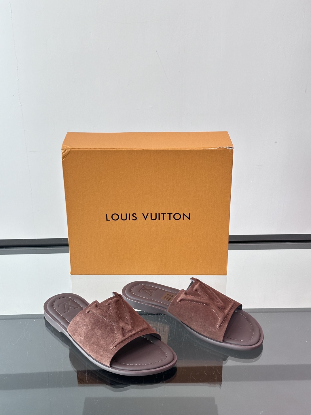 Louis Vuitton ss25 new arrival LV驴牌春夏系列新款平底沙滩拖鞋🥿简约精致