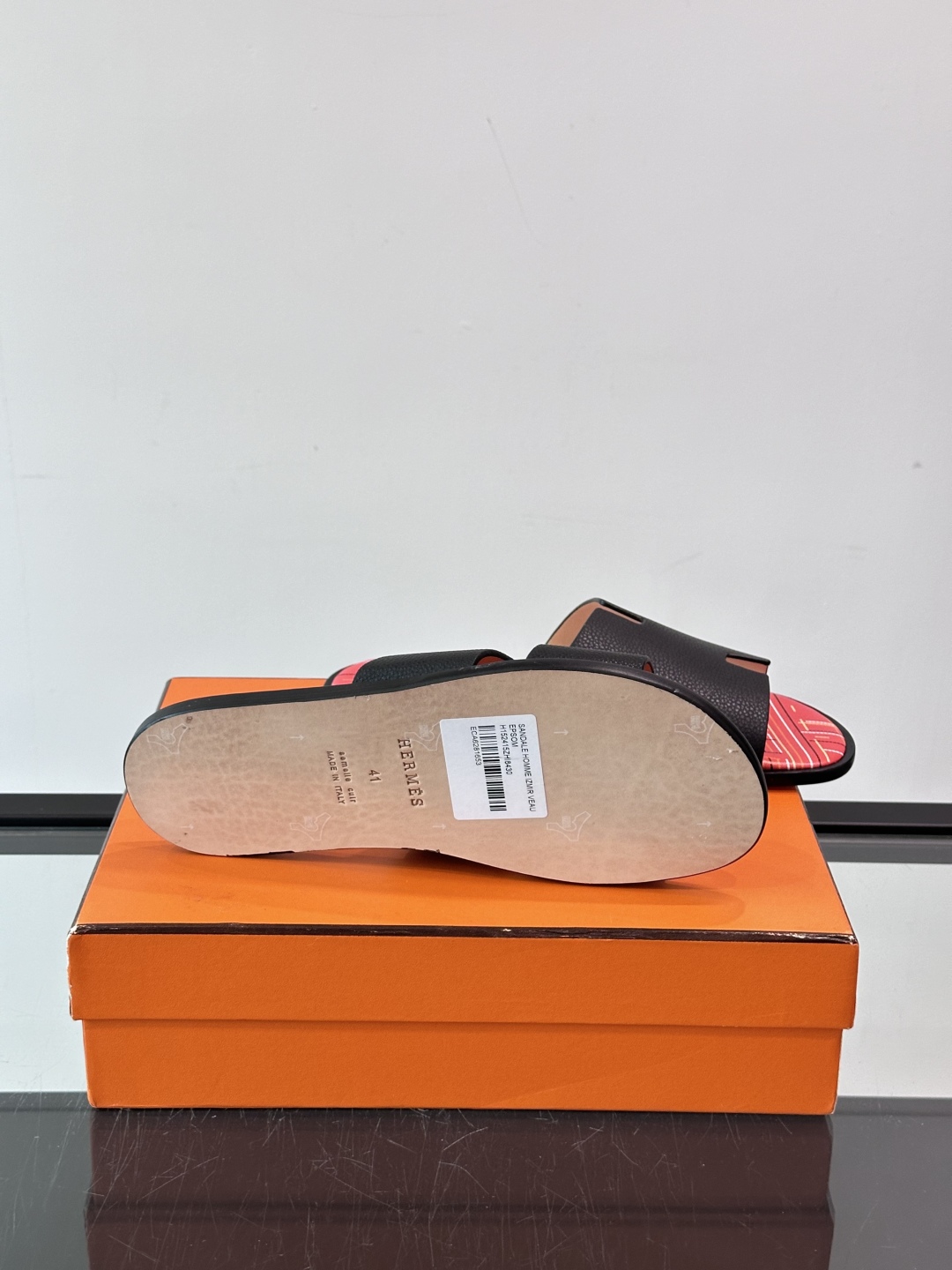 ◾️▫️Hermes 高端真皮大底男士拖鞋，高品质经典单品，用料上乘考究，版型宽松舒适，推荐入手，鞋面选