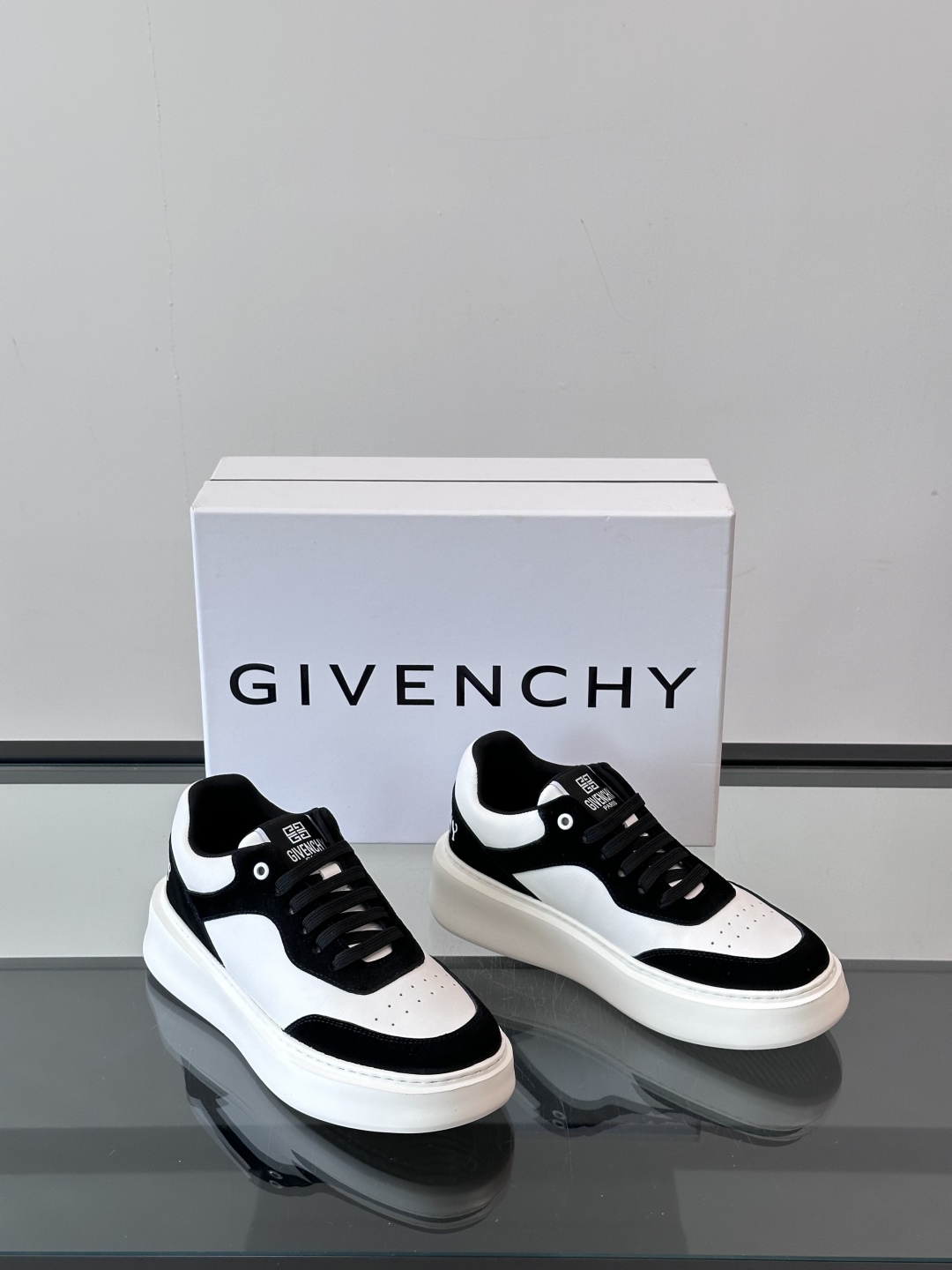 ▫️Gv *y～全新GIV 1男士厚底增高休闲运动鞋，鞋面高品质小牛皮制成！上脚效果帅气有型，增高4CM