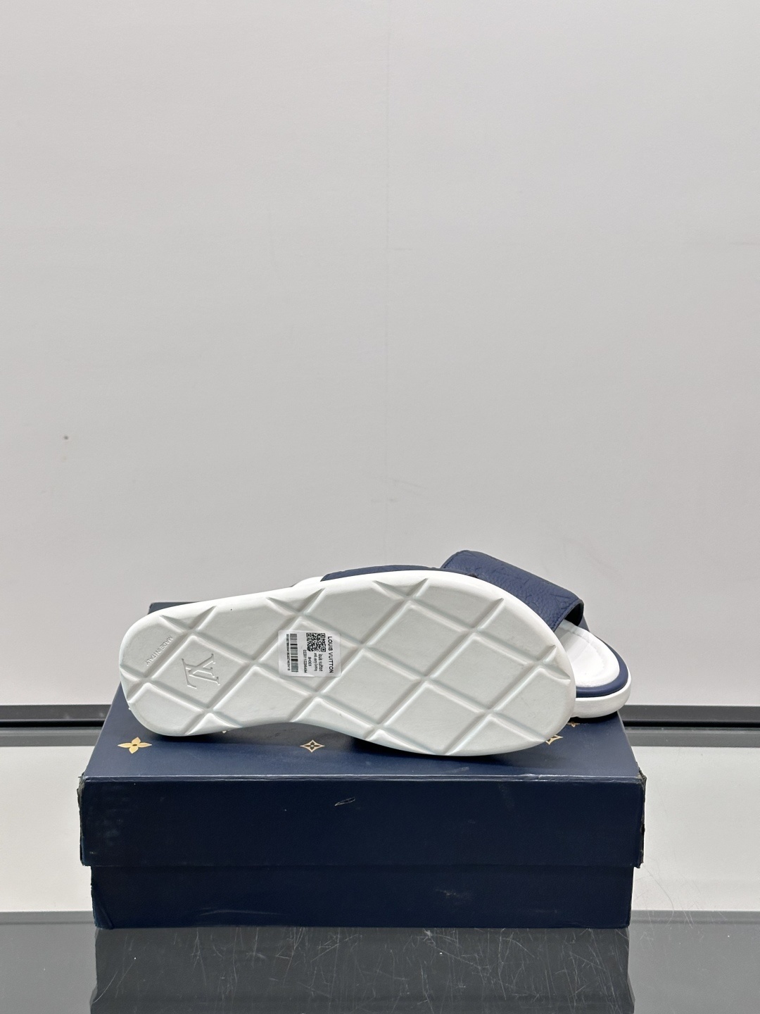 Louis Vuitton ss25 new arrival LV驴牌春夏系列新款平底沙滩拖鞋🥿简约精致