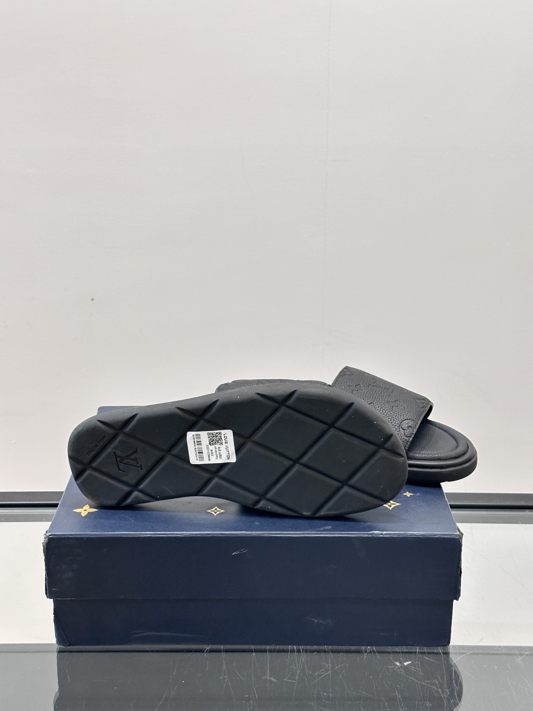 Louis Vuitton ss25 new arrival LV驴牌春夏系列新款平底沙滩拖鞋🥿简约精致