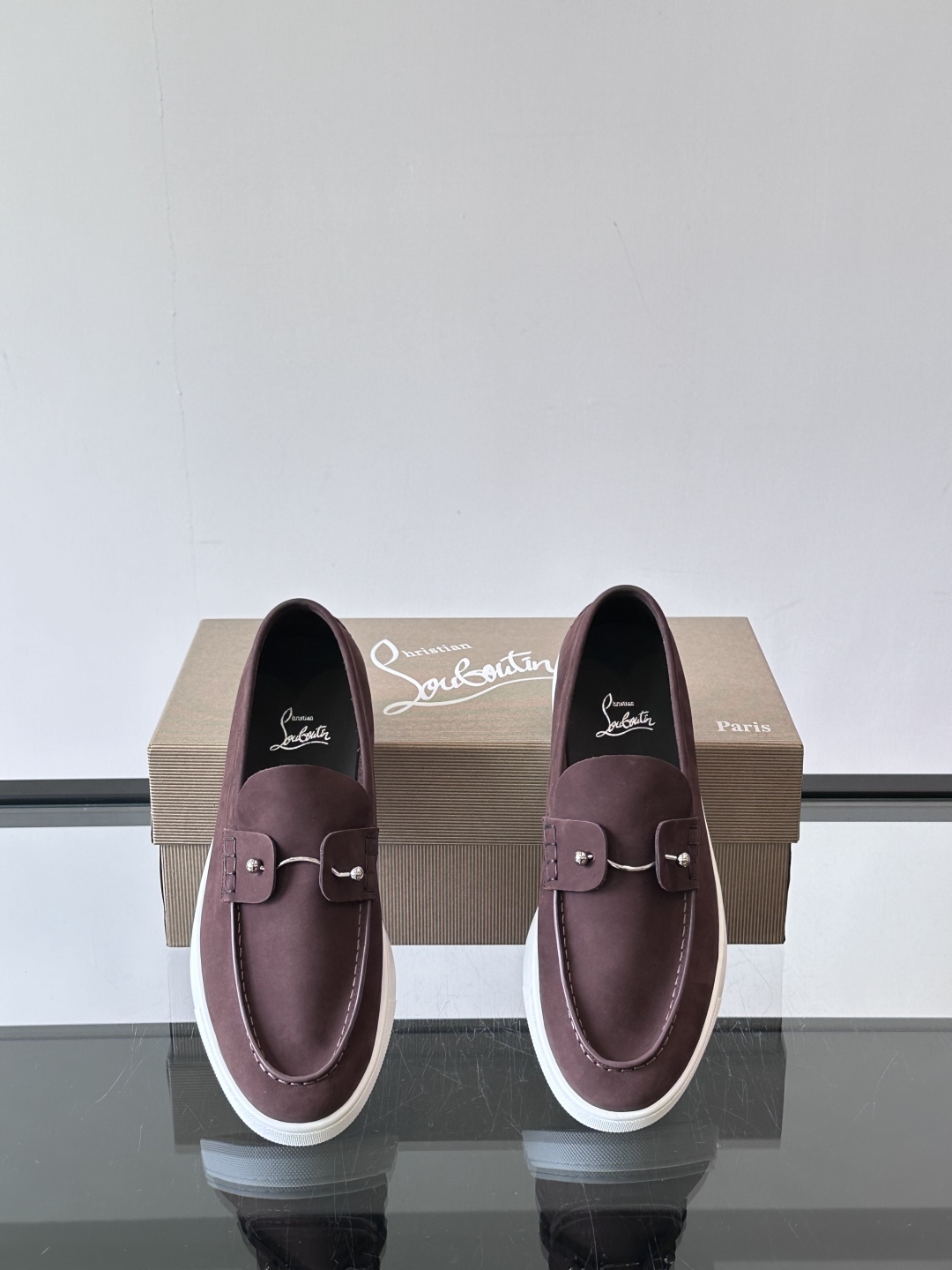 CL 黑色一脚蹬 男士老钱风休闲鞋Christian Louboutin 休闲鞋👟！这双老钱风一脚蹬 脚