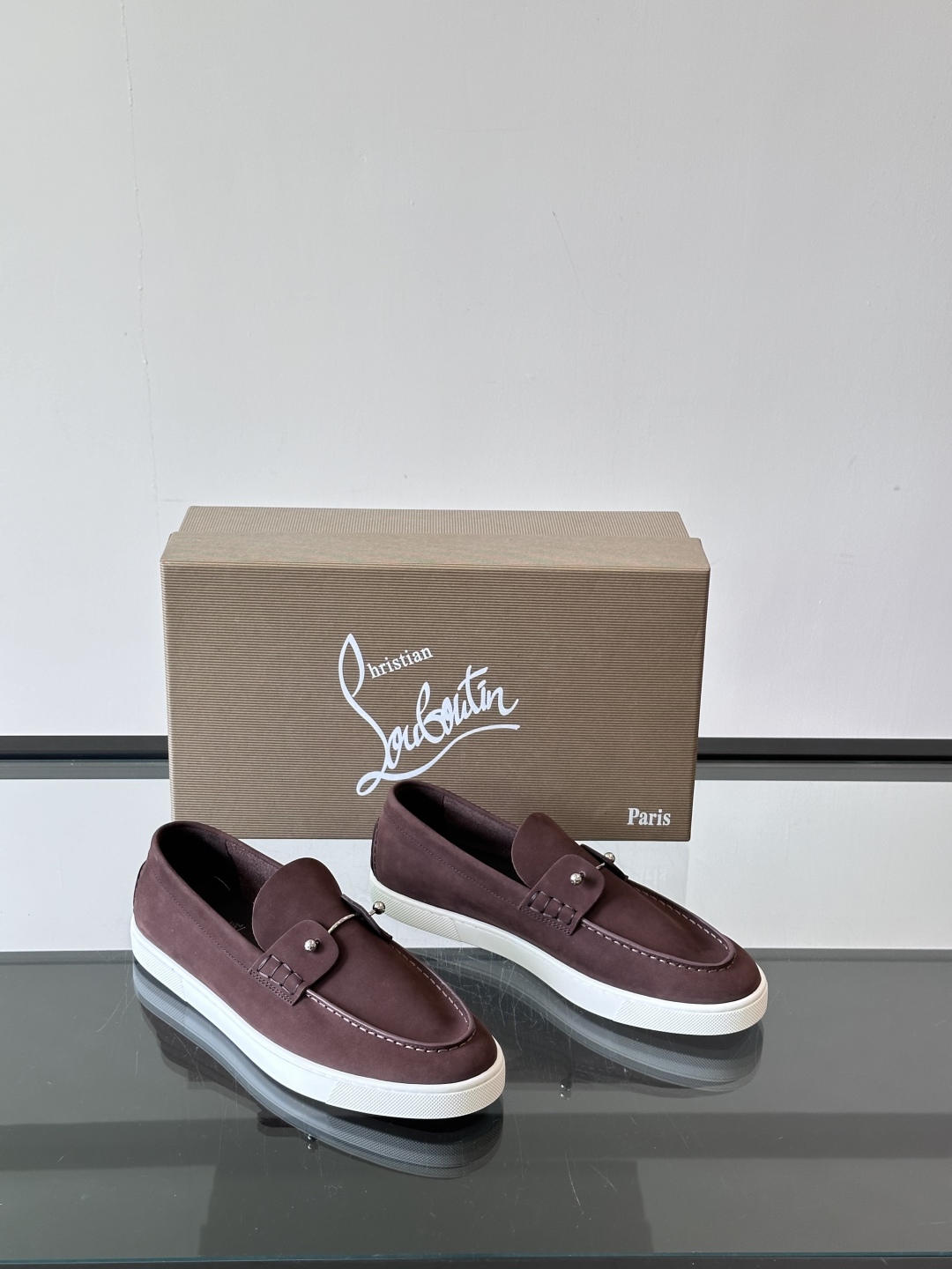 CL 黑色一脚蹬 男士老钱风休闲鞋Christian Louboutin 休闲鞋👟！这双老钱风一脚蹬 脚