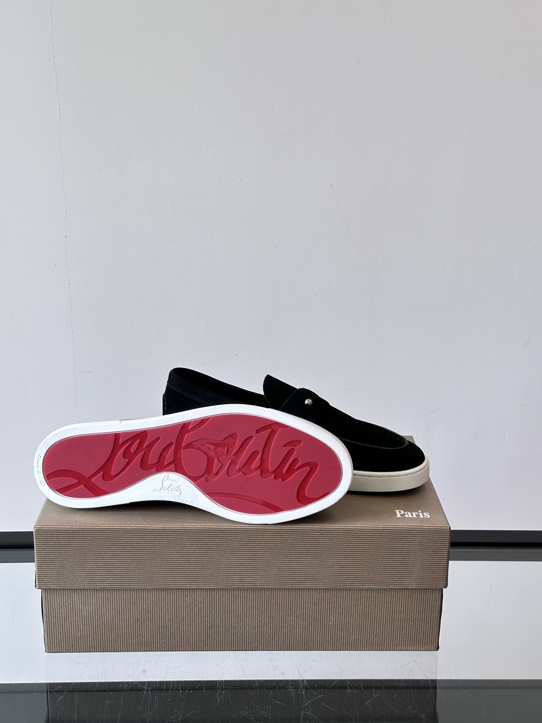CL 黑色一脚蹬 男士老钱风休闲鞋Christian Louboutin 休闲鞋👟！这双老钱风一脚蹬 脚