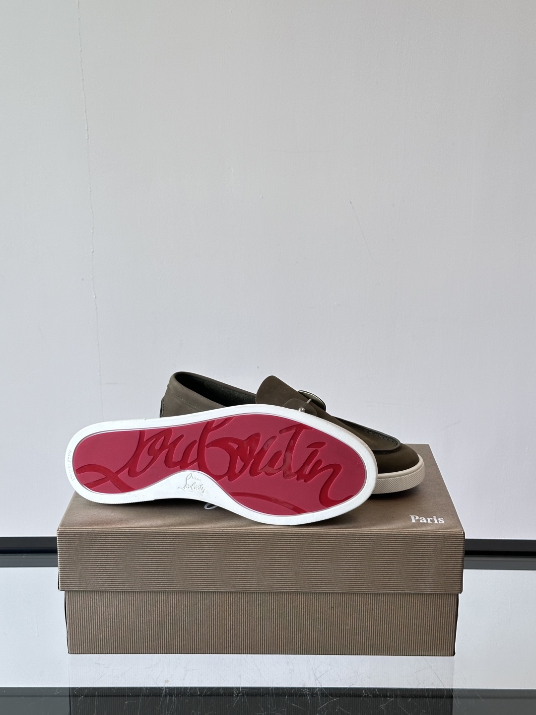 CL 黑色一脚蹬 男士老钱风休闲鞋Christian Louboutin 休闲鞋👟！这双老钱风一脚蹬 脚