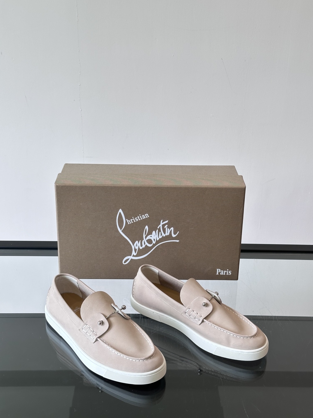 CL 黑色一脚蹬 男士老钱风休闲鞋Christian Louboutin 休闲鞋👟！这双老钱风一脚蹬 脚