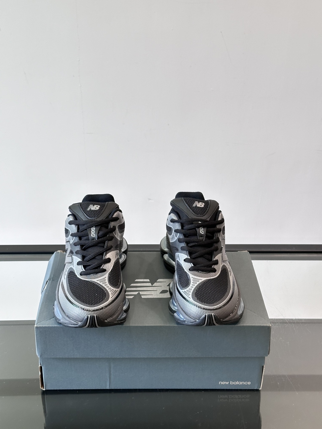 Newbalance新款2000上线啦👌👌“未来动态感十足”✨✨2000系列采用ABZORB缓震科技有s