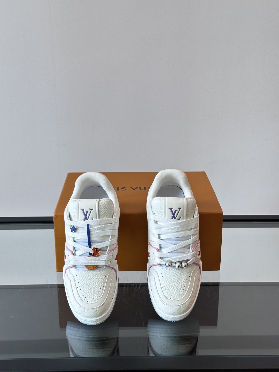 LV邮轮限定🚢这个配色太清爽了!路易威登x Tyler 联名款 驴牌 L家 压花 情侣👫款 休闲 运动鞋