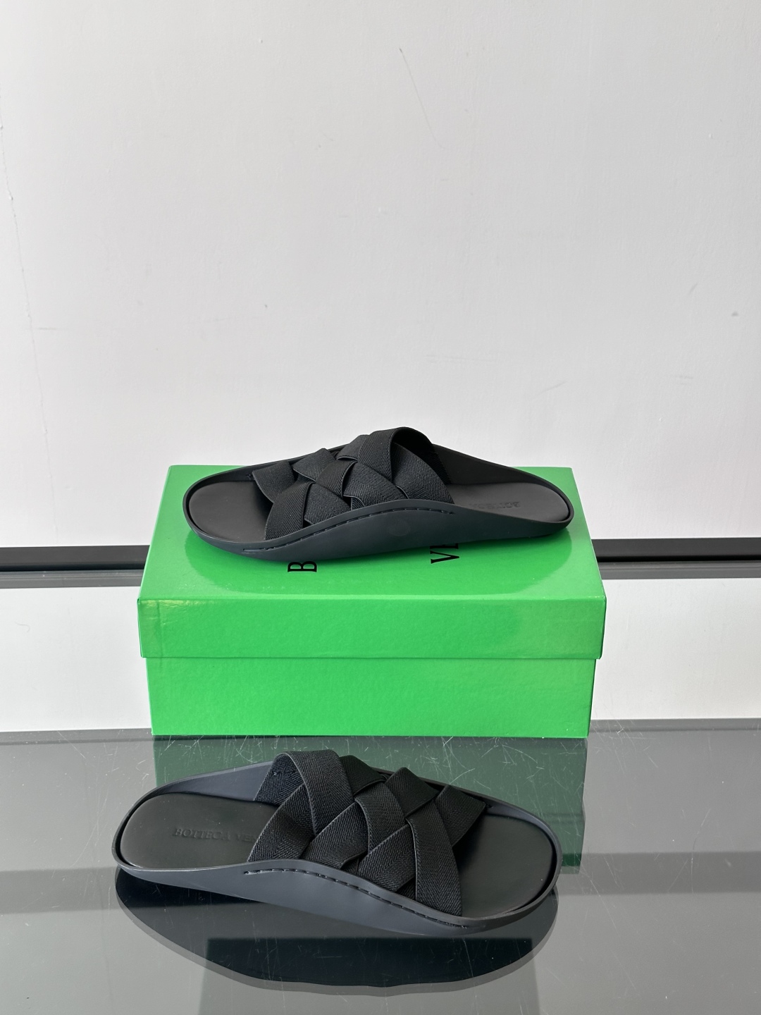 Bottega Veneta Sanlon02拖鞋凉鞋🩴！！一字拖男编织弹力布两穿男仕拖鞋。将经典编织工