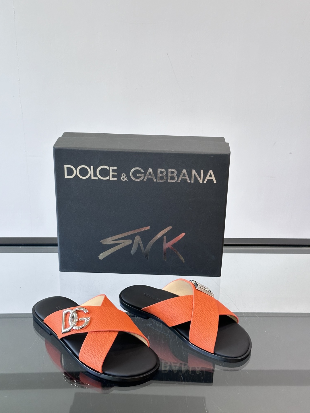 ◾️▫️D&G～高端男士真皮大底夏季拖鞋，鞋面材质头层牛皮，原版五金装饰，进口真皮大底，细节完美，尽显大