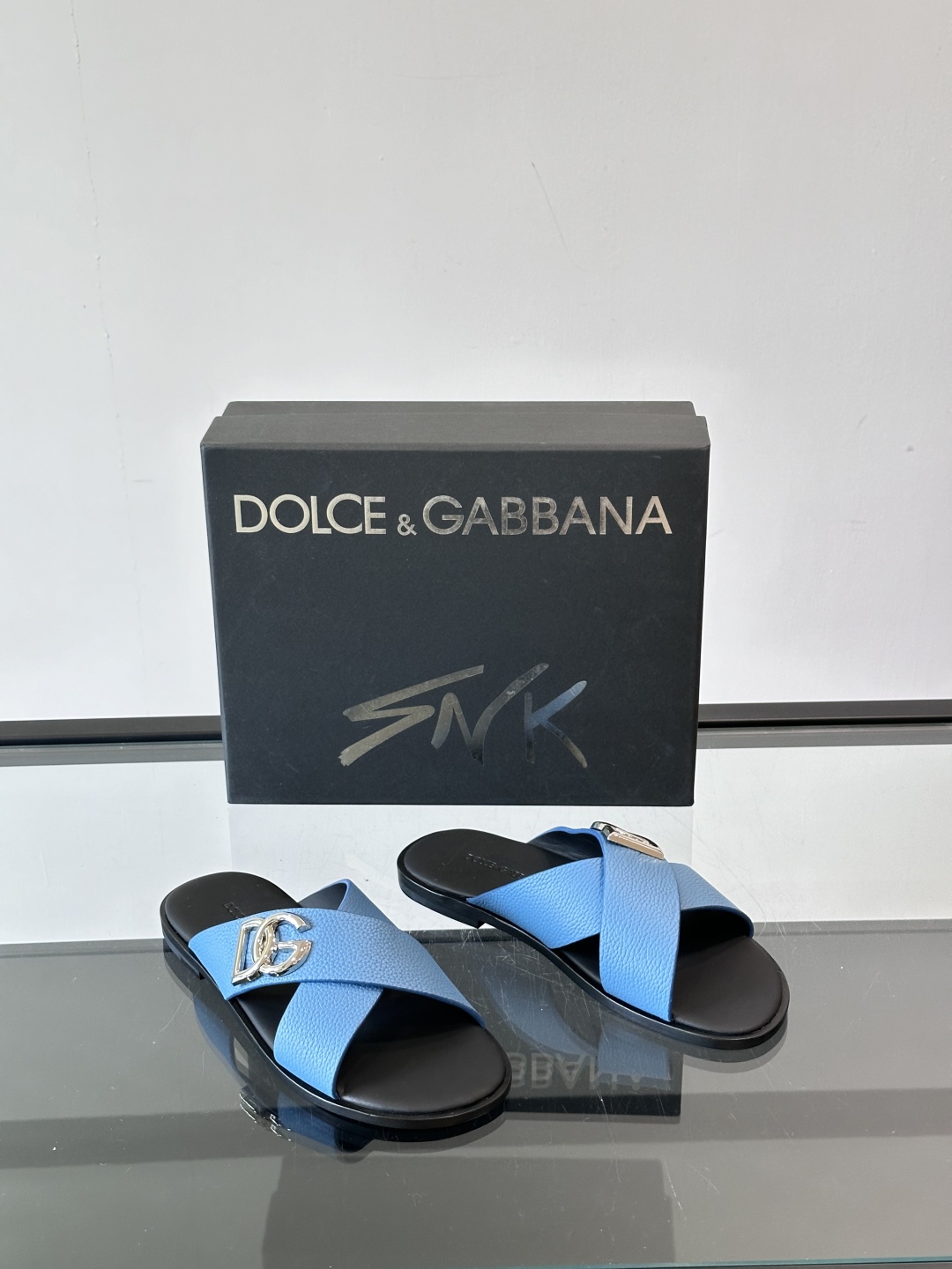 ◾️▫️D&G～高端男士真皮大底夏季拖鞋，鞋面材质头层牛皮，原版五金装饰，进口真皮大底，细节完美，尽显大