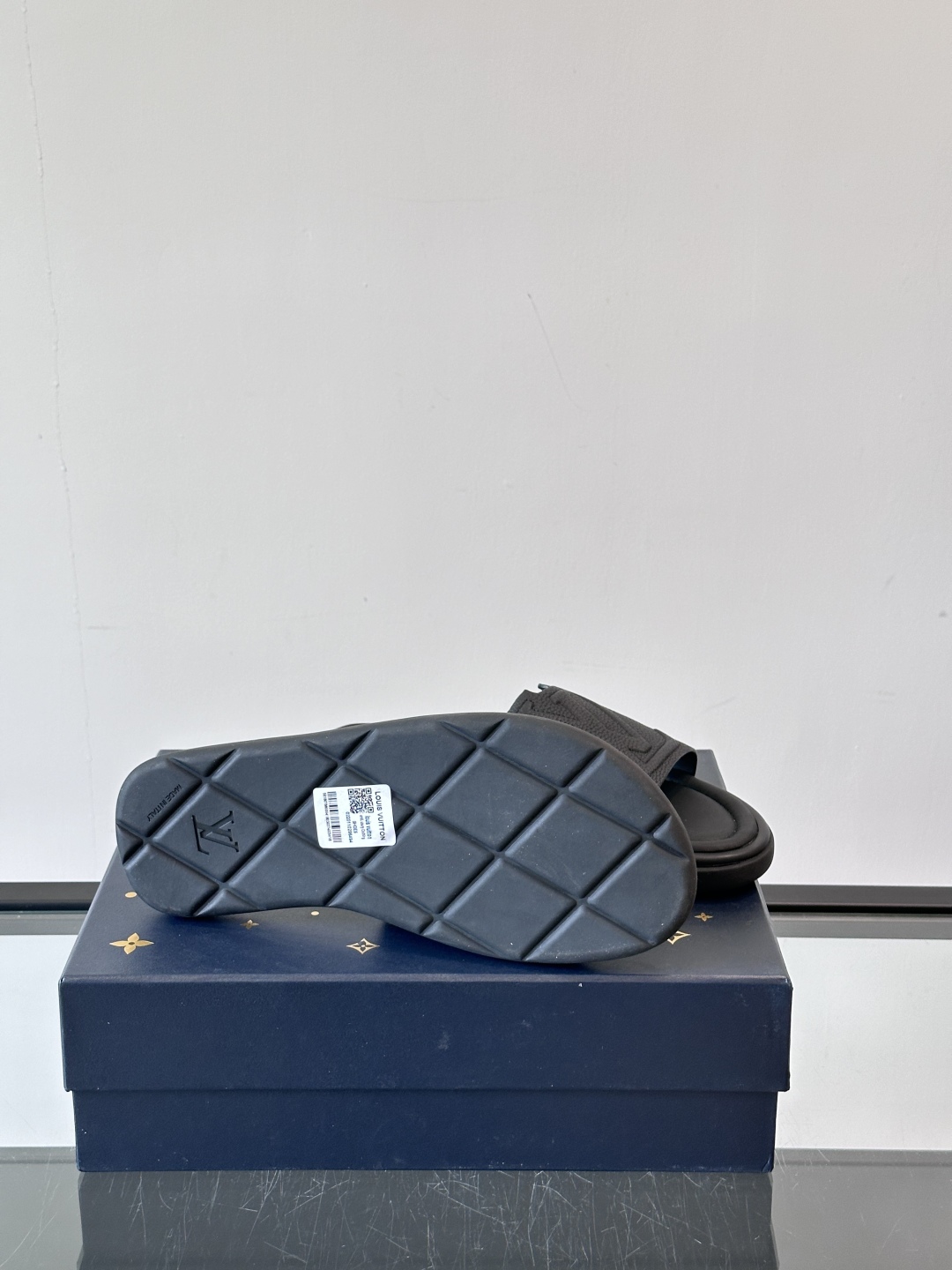 Louis Vuitton ss25 new arrival LV驴牌春夏系列新款平底沙滩拖鞋🥿简约精致
