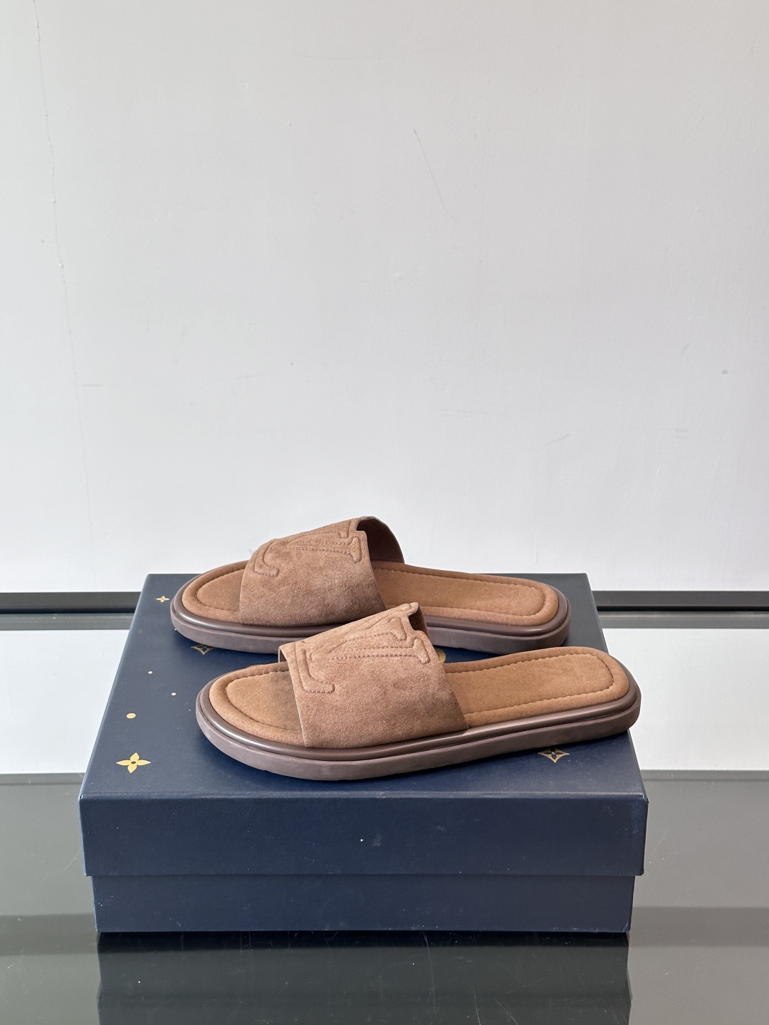 Louis Vuitton ss25 new arrival LV驴牌春夏系列新款平底沙滩拖鞋🥿简约精致