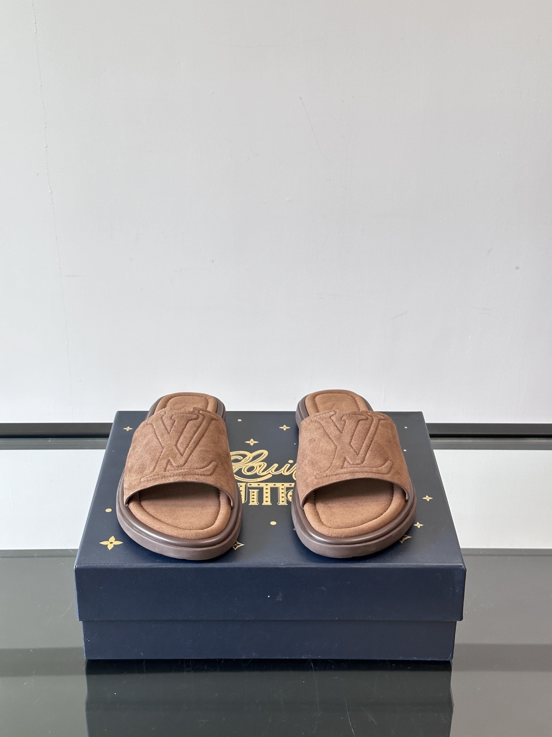 Louis Vuitton ss25 new arrival LV驴牌春夏系列新款平底沙滩拖鞋🥿简约精致