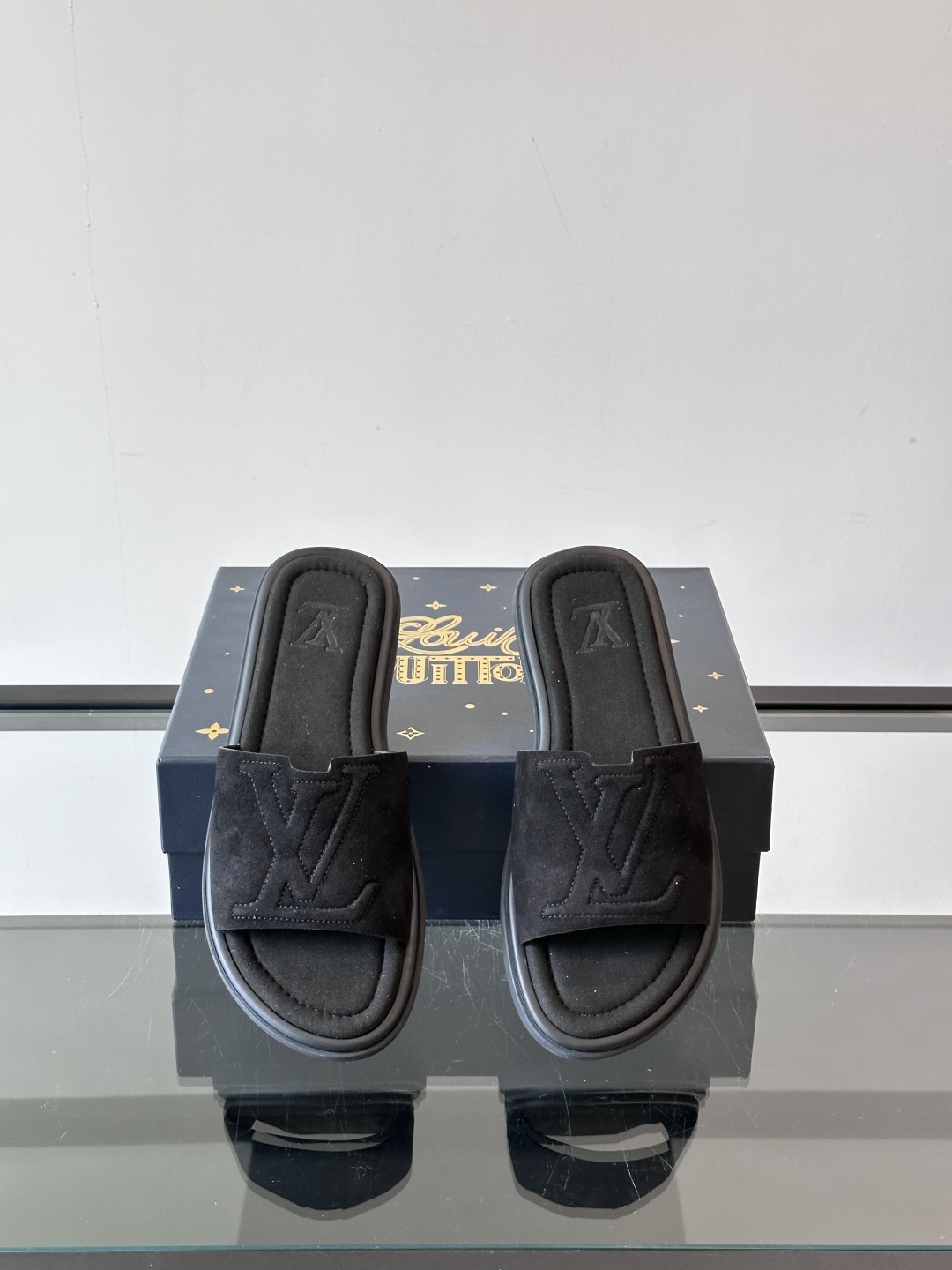Louis Vuitton ss25 new arrival LV驴牌春夏系列新款平底沙滩拖鞋🥿简约精致