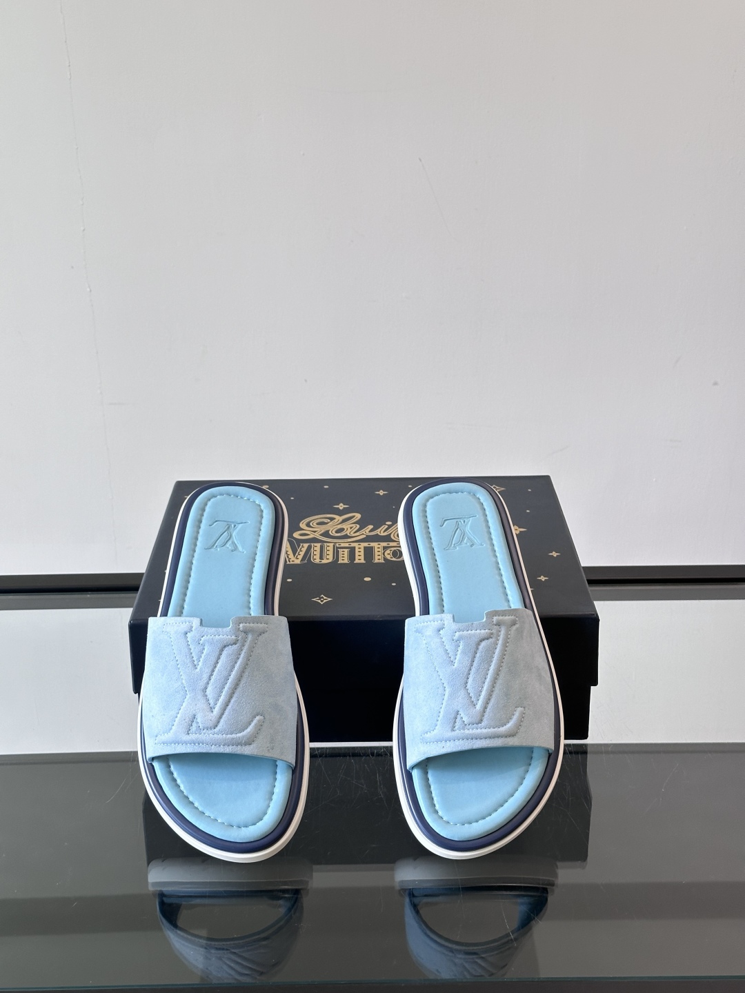 Louis Vuitton ss25 new arrival LV驴牌春夏系列新款平底沙滩拖鞋🥿简约精致