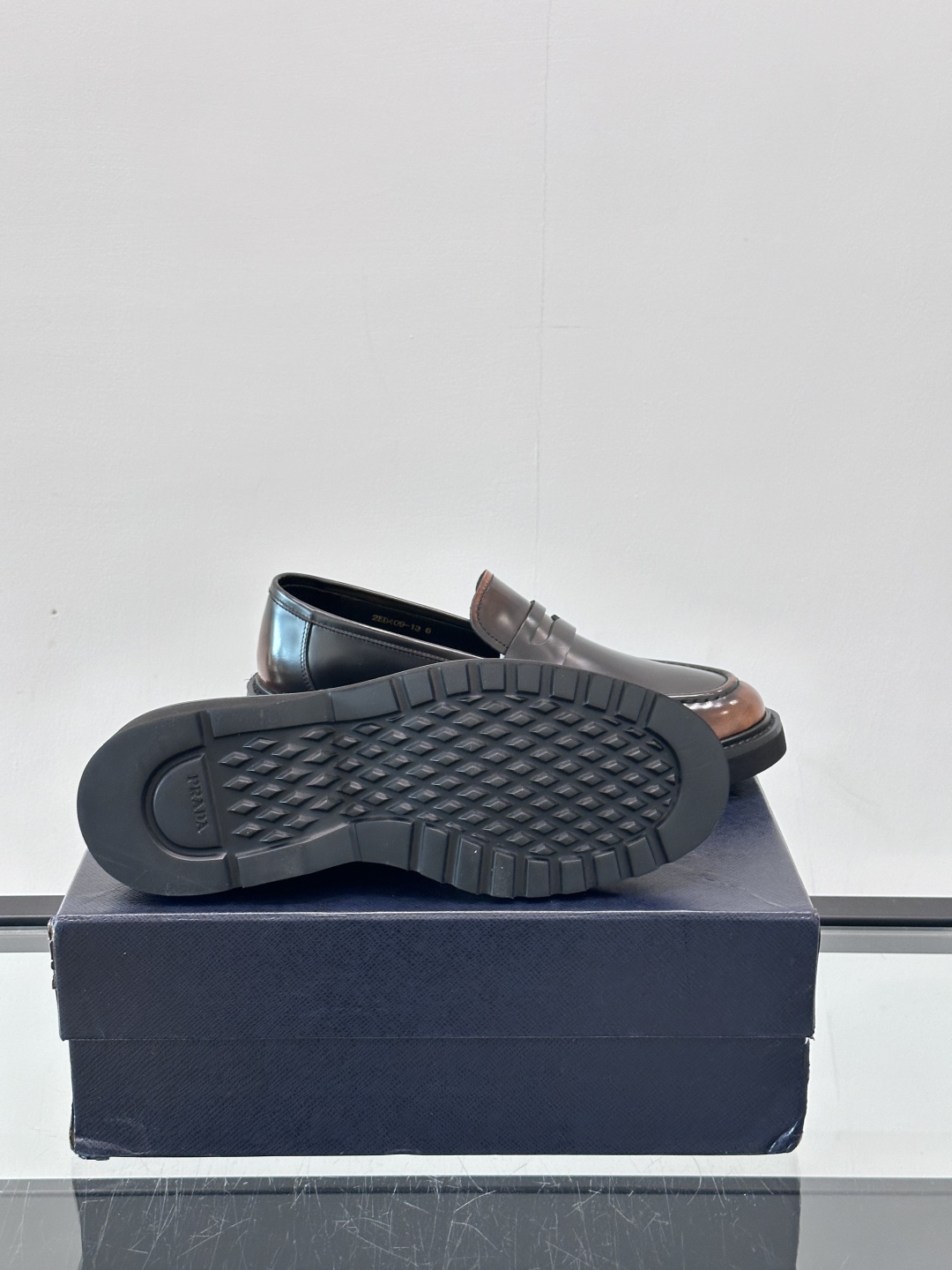Prada Leather Loafers: Classic Style, Modern Comfort - Premium Quality & Design 10 cmp i1754384085781 5480 0 8