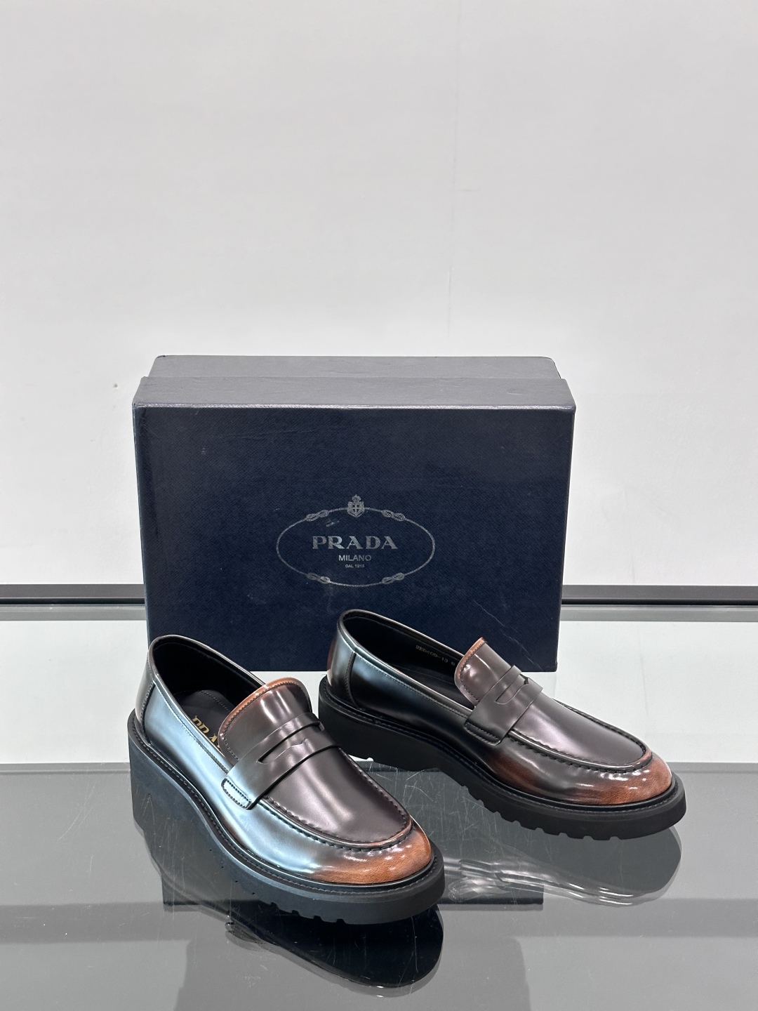Prada Leather Loafers: Classic Style, Modern Comfort - Premium Quality & Design 6 cmp i1754384085846 9767 0 4
