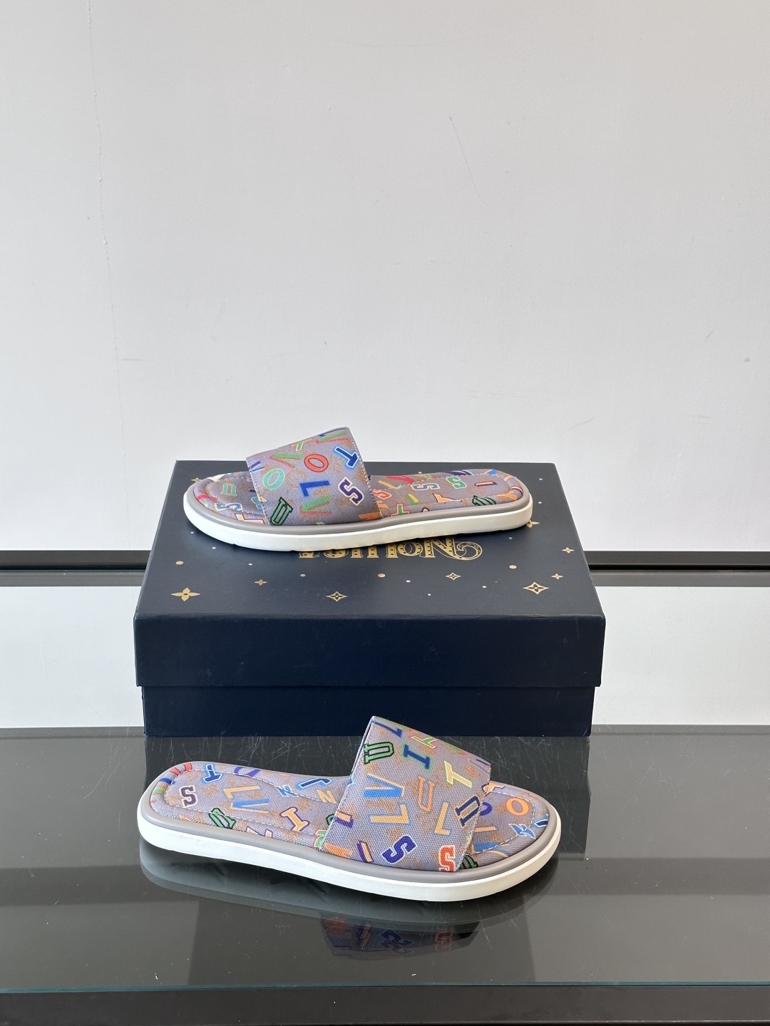 Louis Vuitton ss25 new arrival LV驴牌春夏系列新款平底沙滩拖鞋🥿简约精致
