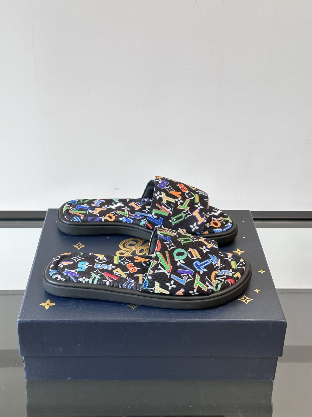 Louis Vuitton ss25 new arrival LV驴牌春夏系列新款平底沙滩拖鞋🥿简约精致