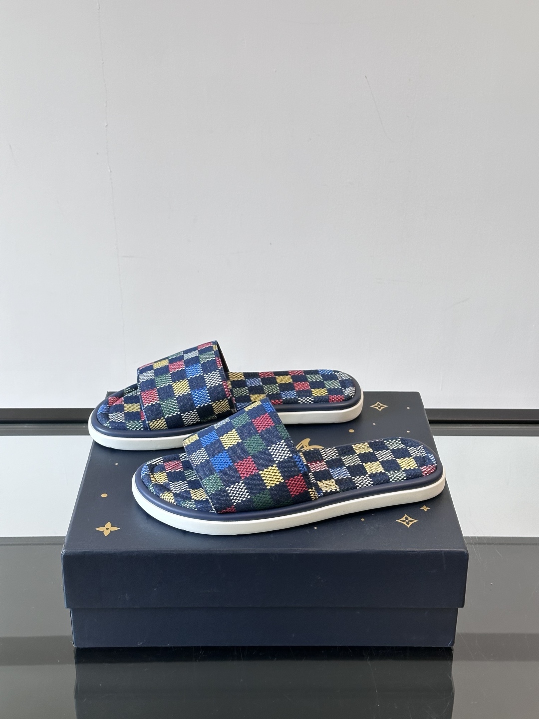 Louis Vuitton ss25 new arrival LV驴牌春夏系列新款平底沙滩拖鞋🥿简约精致