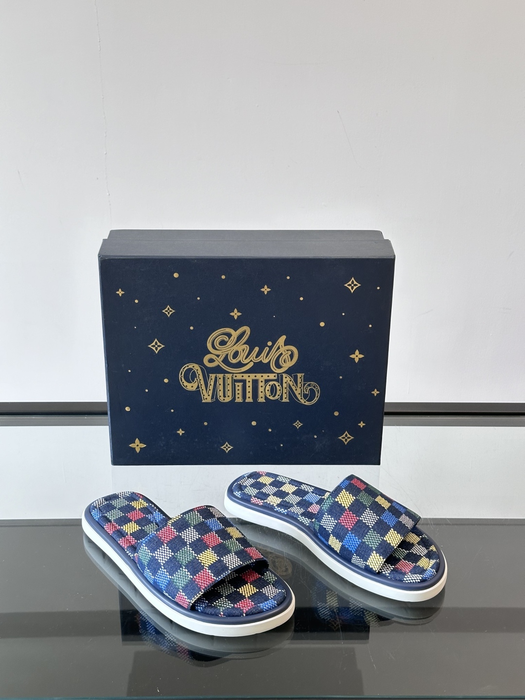 Louis Vuitton ss25 new arrival LV驴牌春夏系列新款平底沙滩拖鞋🥿简约精致