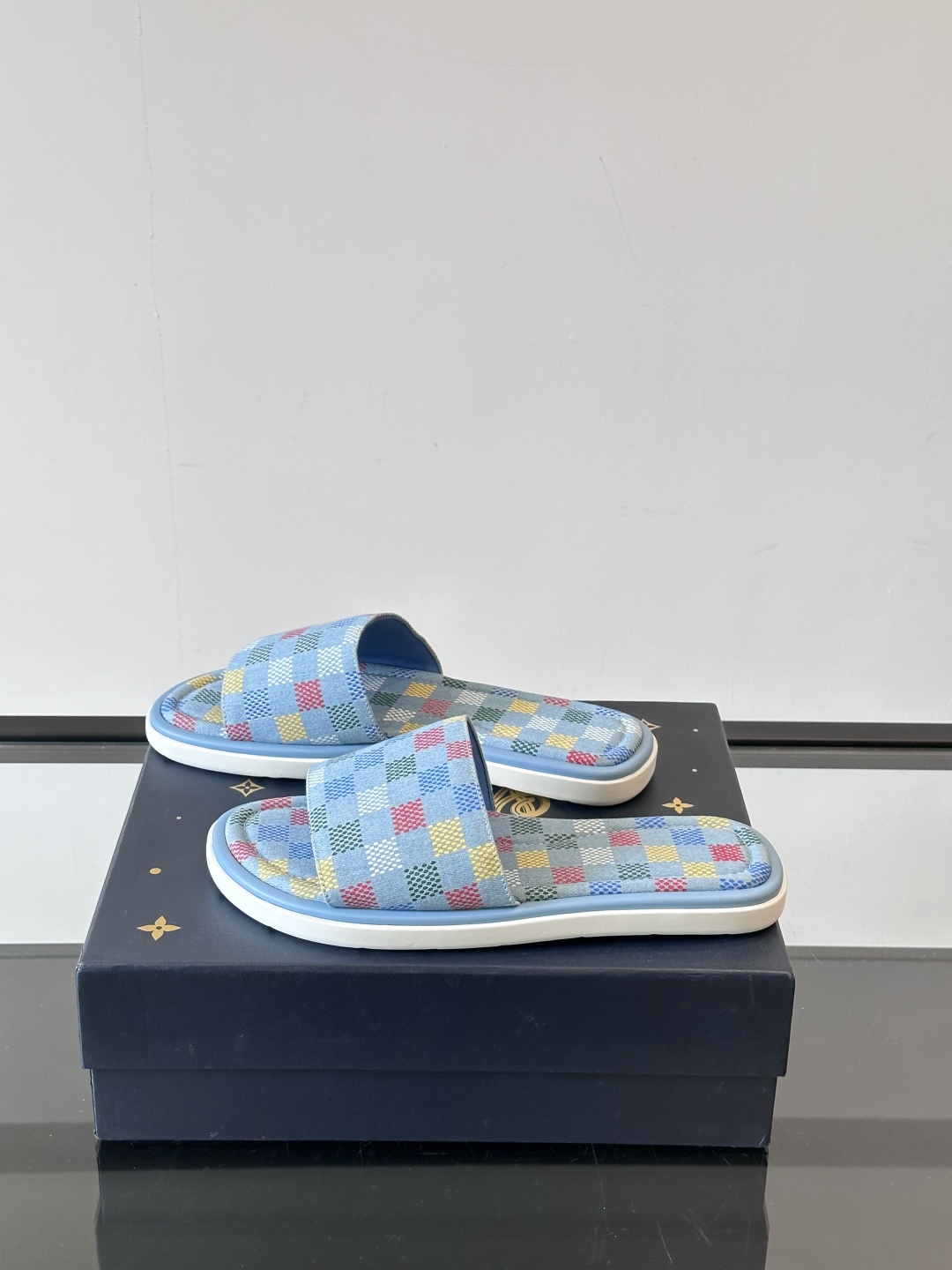Louis Vuitton ss25 new arrival LV驴牌春夏系列新款平底沙滩拖鞋🥿简约精致